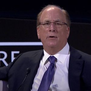 BlackRock CEO Larry Fink Advocates for Spot Ethereum ETF, Highlights Tokenization Future