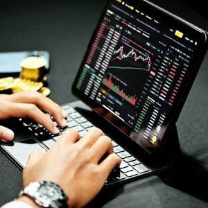 U.S. Stock Market Has a ‘Ticking IT Valuation Timebomb,’ Warns Societe Generale Global Strategist