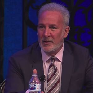 $BTC: Why Peter Schiff Believes You Should ‘Sell Your Bitcoin if You Can’