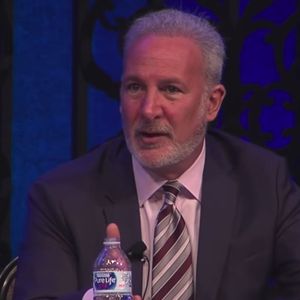 Peter Schiff: MicroStrategy Stock (MSTR) Not a Bargain Despite Huge Drop From ATH Price