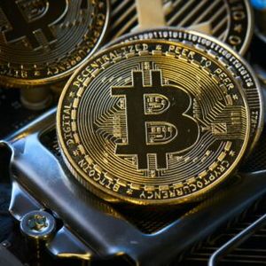 Bitcoin Miners Deposit To Exchanges, What Does This Mean?