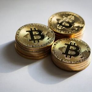 Dormant Bitcoin Supply Peaks As Institutional Investors Show Increased Involvement