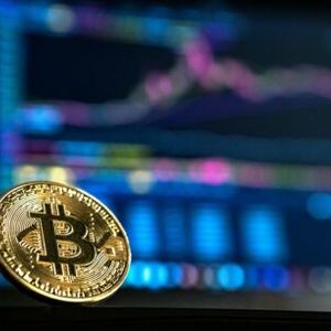 Bitcoin Stuck In Tight Range: Will BTC Decompress With A Big Move?