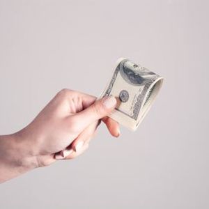 Curve Finance Exploiter Returns 61,000 ETH After Protocol’s Stern Warning