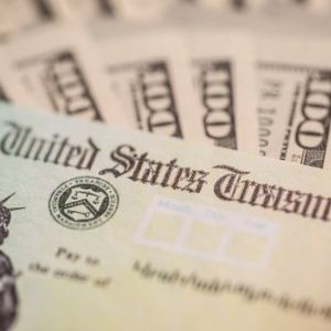 MakerDAO Explores Tokenized T-Bills With $100 Million Allocation Plan