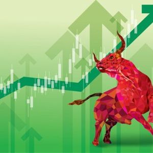 MicroStrategy’s Bitcoin Portfolio Soars Past $5 Billion As BTC Holds Firm At $34,000