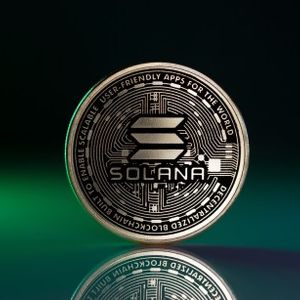 Solana Whales Deposit To Exchanges, Selloff Incoming?