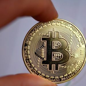 Bitcoin, Altcoins Price Decline As Crypto Liquidations Near $900 Million In The Past Day