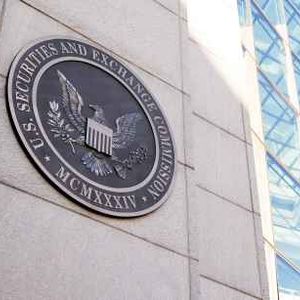 SEC Shake-Up: Robinhood Legal Boss On Shortlist For Top Spot—Report