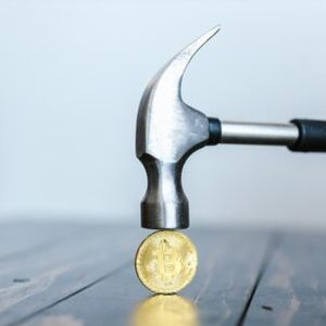 Crypto Market Loses $200 Billion As Bitcoin Plunges