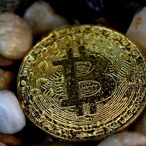 LMACD Indicator Reveals Where The Bitcoin Price Is After Rejection From $97,000