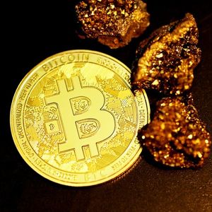 Bitcoin Derivatives Reset: Neutral Funding And Whale Withdrawals Hint At Bullish Shift
