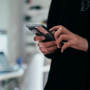 Blank Pi Network Wallets Spark Outcry—What’s The Network Hiding?