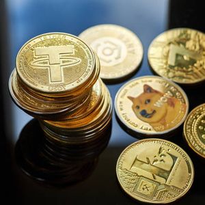 Positioning For Altcoin Season: Analyst Reveals When To Buy As Bitcoin Dominance Rises