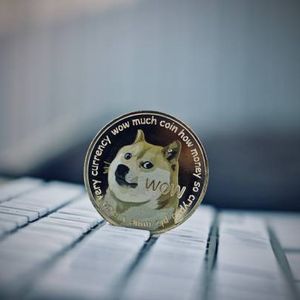 Analysts Predict Major Dogecoin Price Rally After Breaking 50-Day Trendline