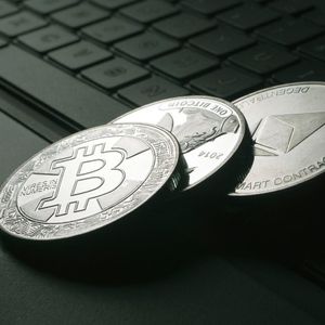 Whale Rotation Alert: Bitcoin Dump, Ethereum Accumulation Rising