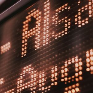 First Spot XRP ETF Smashes Initial Expectations, Expert Suggests Record-Breaking Debut