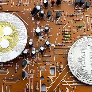 Analyst Predicts XRP Price Will Hit $100 Before Bitcoin Hits $1 Million