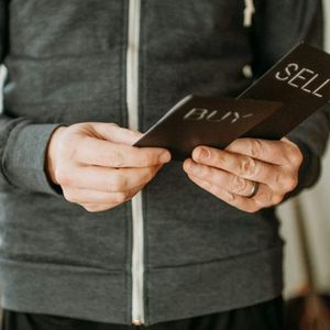 XRP Holders Warned: Patience May Be The Hardest Test As Analysts Eye Large Move