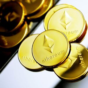 Trump-Backed WLFI Snaps Up 2,868 ETH, Sells $8M WBTC