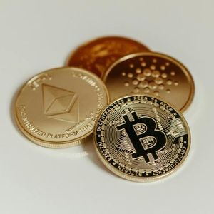 Banks And Crypto Firms Back At The Table As CLARITY Talks Restart