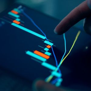 XRP Futures Market Keeps Resetting As Whales Accumulate Amid Mixed Signals