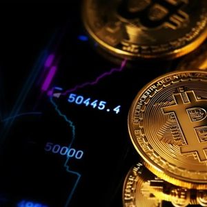 Bitcoin Forms Risky Head-And-Shoulders Pattern, Points To $44K Target