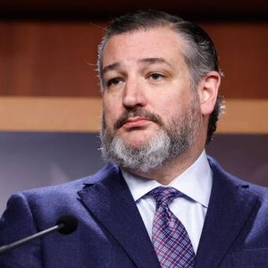 Here’s Why Senator Ted Cruz Likes and Owns Bitcoin