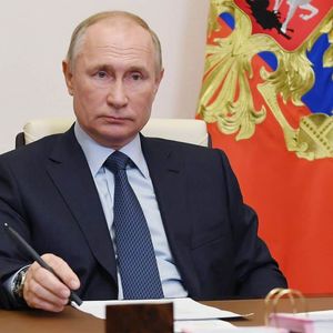 Vladimir Putin Approves Russian CBDC, Launches In August