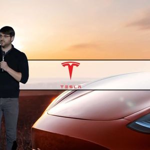 Tesla’s Master of Coin Resigns as CFO