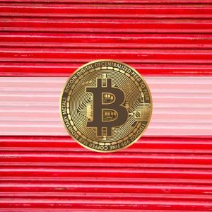 Bitcoin Dips Below $25K, Ripple (XRP) Plummets 5% Daily as Market Pulls Back