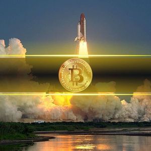 Bitcoin Explodes to $71K, Charts New All-Time High