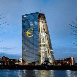 Bitcoin Investors Brace for Impact of ECB, Fed Policy Moves