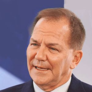 Paul Tudor Jones Longs Bitcoin as ‘All Roads Lead to Inflation’