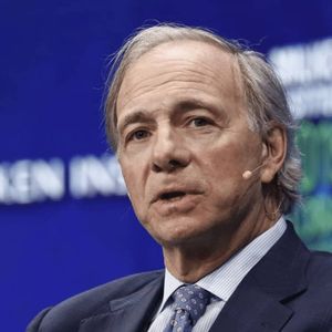 Ray Dalio Says to Invest in BTC and Gold, Not Debt Assets: Report