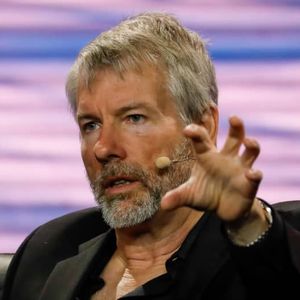 Michael Saylor Pitches Bitcoin Treasury to Pakistan Finance Officials