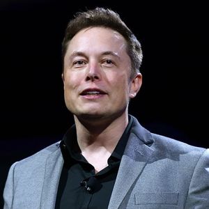 Elon Musk Believes SBF Is Better at Bribing Media Outlets Than Running FTX