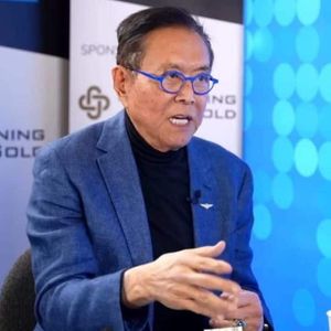Is Robert Kiyosaki a Sucker for Buying More Bitcoin?