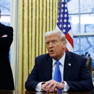 Tesla Shares Drop as Donald Trump Threatens Subsidy Cuts Following Elon Musk Clash