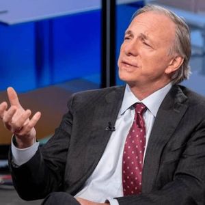 Ray Dalio Dismisses Bitcoin’s Safe-Haven Narrative, Rejects Comparisons to Gold