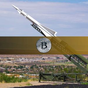 Analysis: Bitcoin Exchange Outflows Signal Holder Conviction Amid Hormuz Crisis