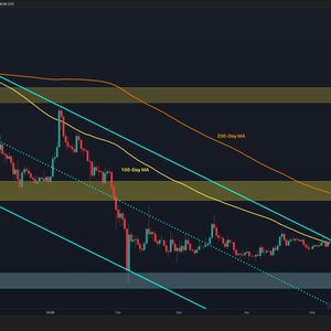 Ripple Price Analysis: XRP Reaches Decision Point After Weeks of Consolidation
