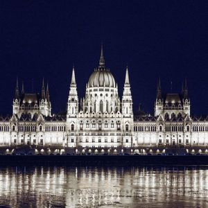 Hungarian Parliament Scraps Crypto Verifier Rule: What Does it Mean?