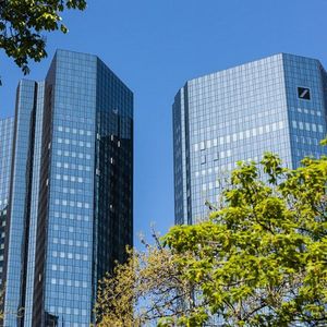 Asset Managers at Deutsch Bank Contemplating Investment in Crypto Companies