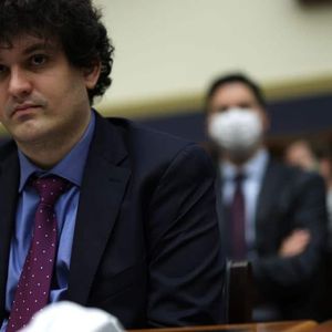FTX Founder’s Vulgar Messages Exposed in Fraud Trial
