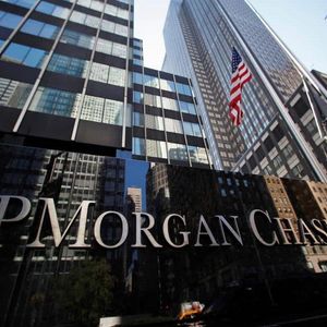 JPMorgan Warns of Lawsuits If SEC Denies Bitcoin ETFs Approval
