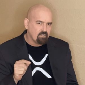 XRP Lawyer John Deaton Recommends Buying Coinbase (COIN) Shares