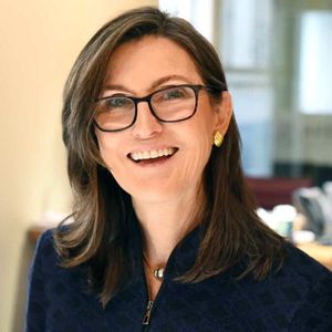 Cathie Wood’s Ark Invest Sells $34M In Coinbase & $6M In GBTC Shares, Buys Robinhood