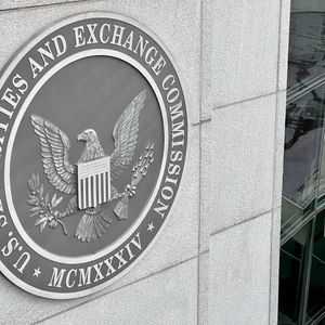 SEC Charges Entrepreneur Diana Fernandez with Investment Fraud