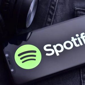Spotify and Twitter lead the way in digital collection revolution